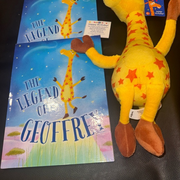Geoffrey Giraffe Plush with Storybook - Picture 2 of 6